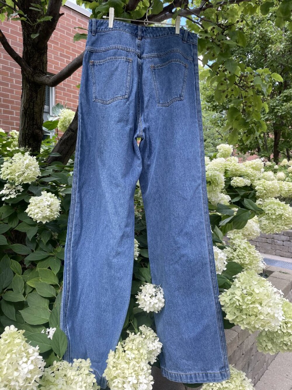 adidas Originals Premium Essentials Wide Leg Jeans - Picture 4 of 7